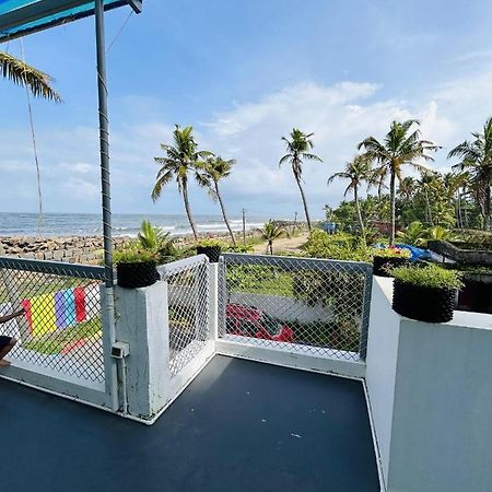 Kochi Chameleon Beach Resort, Cherai المظهر الخارجي الصورة